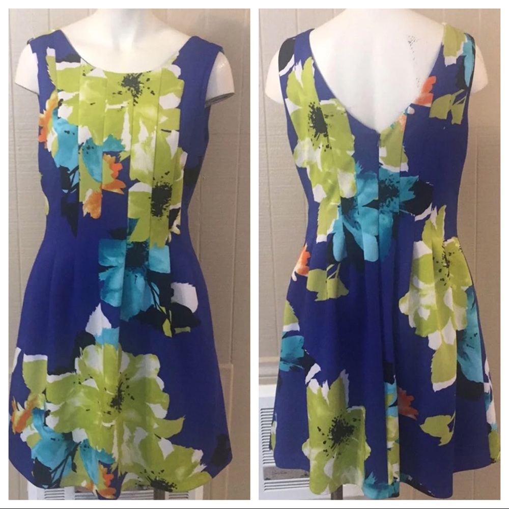Vince Camuto 12 dress Floral
